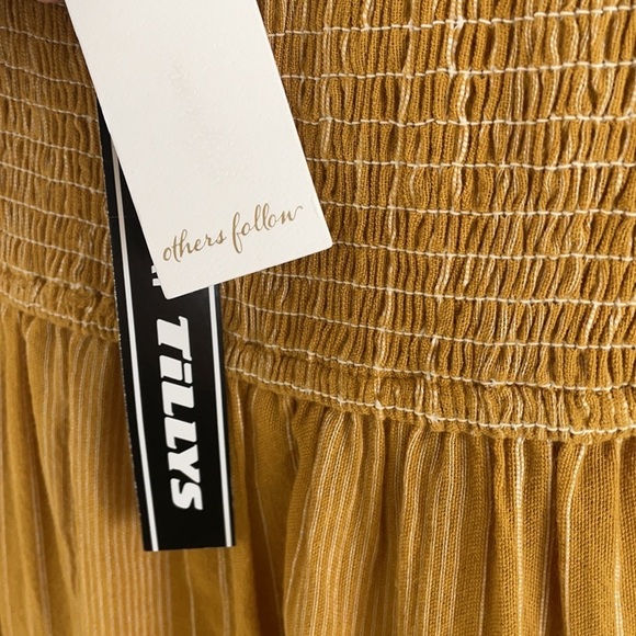 NWT Others Follow Bahamas Ruffled Yellow Jumpsuit - Picture 9 of 11